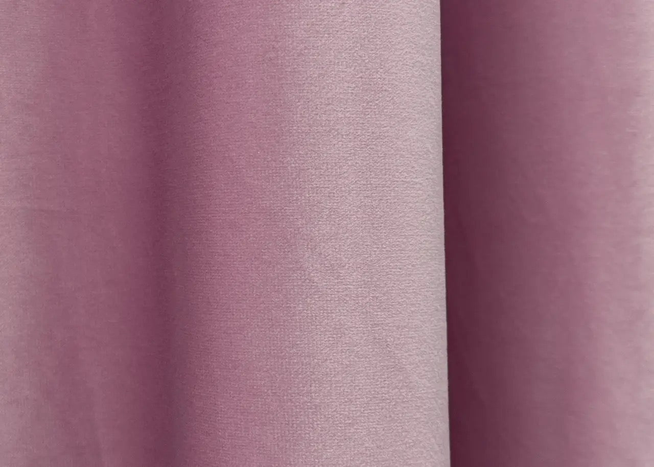 Soft Pink Velvet Curtains – 90% Light Blocking for Cozy Bedroom & Living Room
Crafted from premium velvet, these pink curtains provide both beauty and function. With their plush texture and excellent light-blocking performance, they bring elegance and warmth to any room.