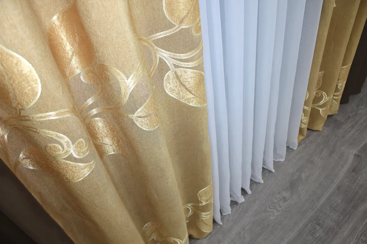 Stylish combined blackout jacquard curtains in wenge brown (dark brown, chocolate) and gold (brass, bronze), adding depth and elegance to classic décor.