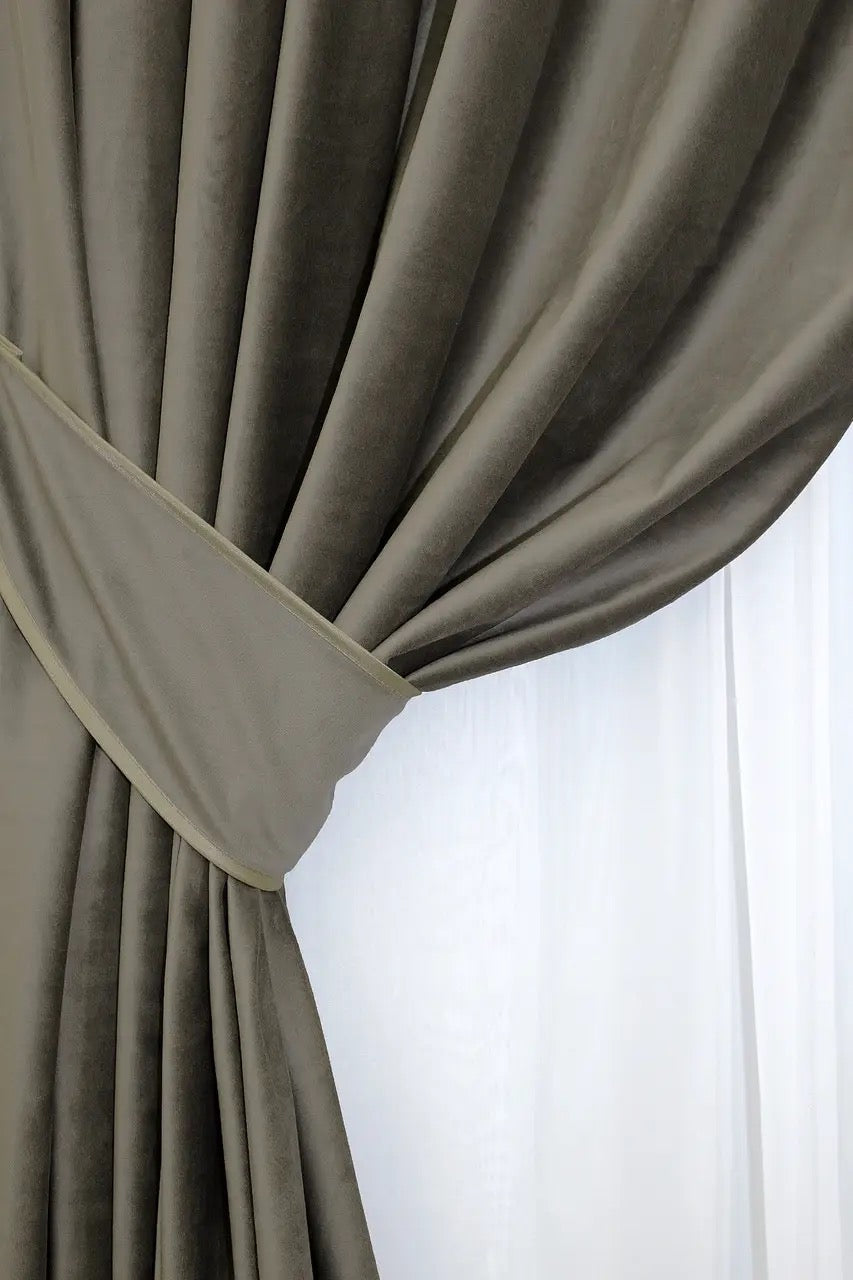 Set of 2 luxurious moss velvet curtains for home decor, providing excellent privacy and light blocking in living rooms or bedrooms.
