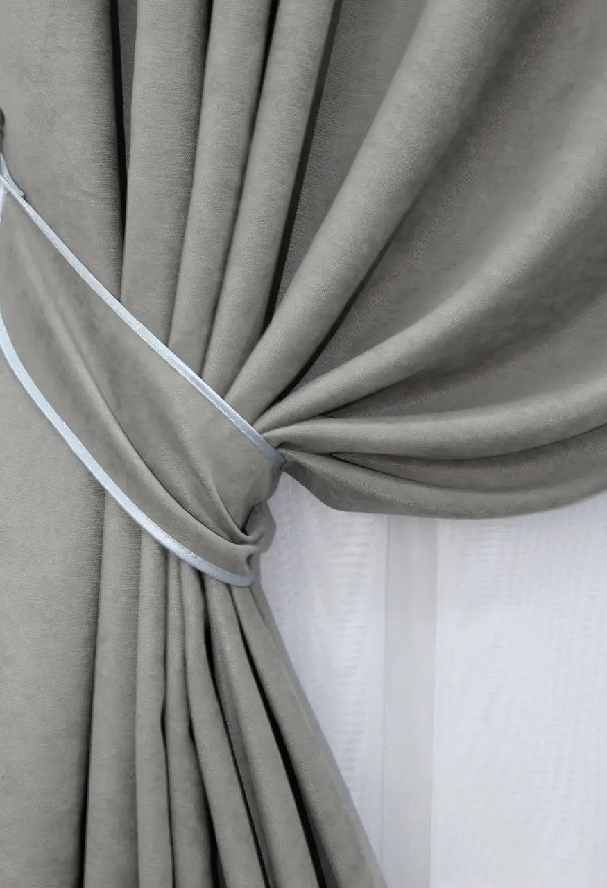 Elegant Gray Microvelvet Curtains – Set of 2 – 70% Light Blocking