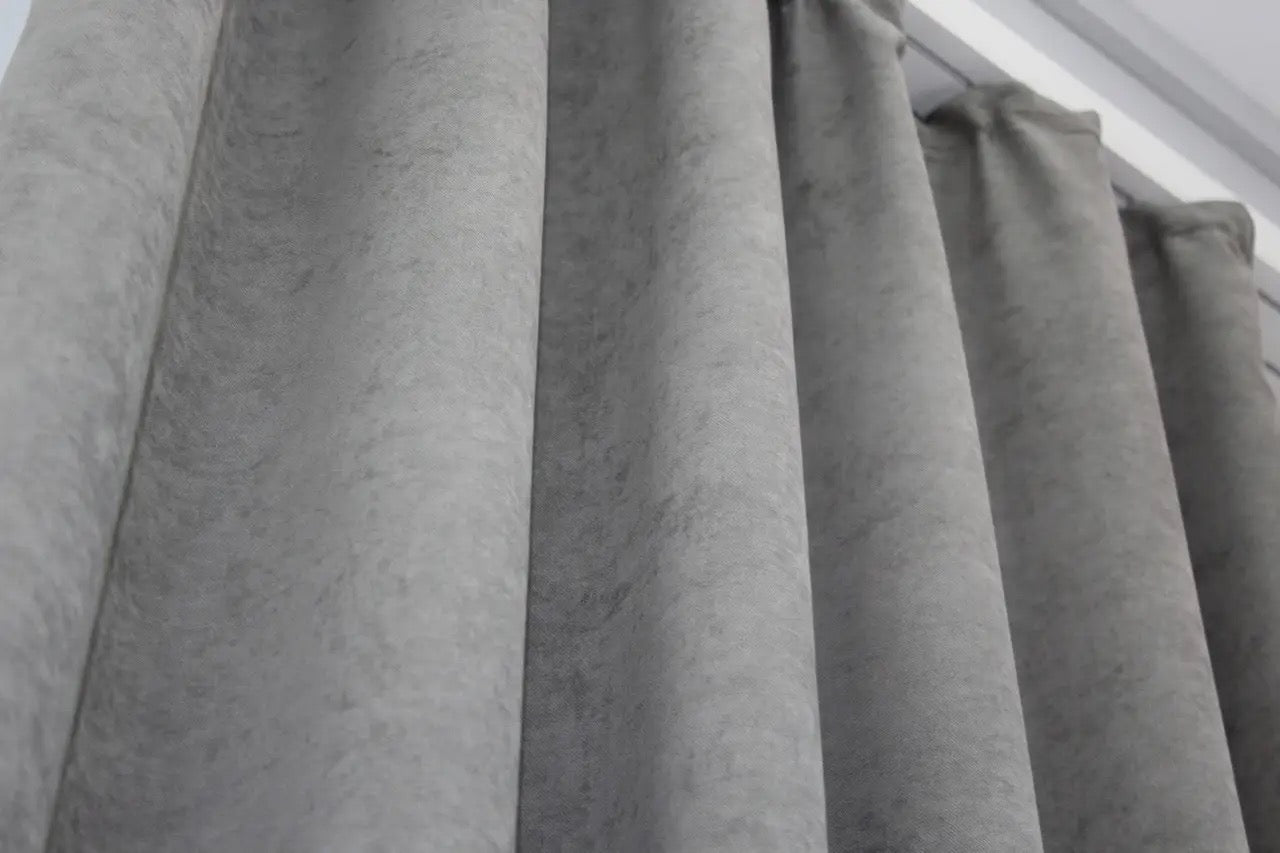 Elegant Gray Microvelvet Curtains – Set of 2 – 70% Light Blocking