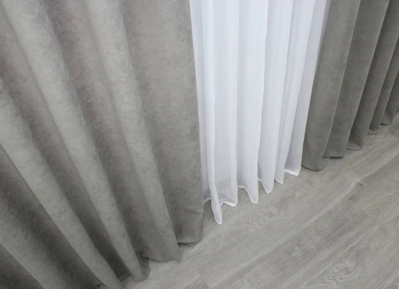 Elegant Gray Microvelvet Curtains – Set of 2 – 70% Light Blocking