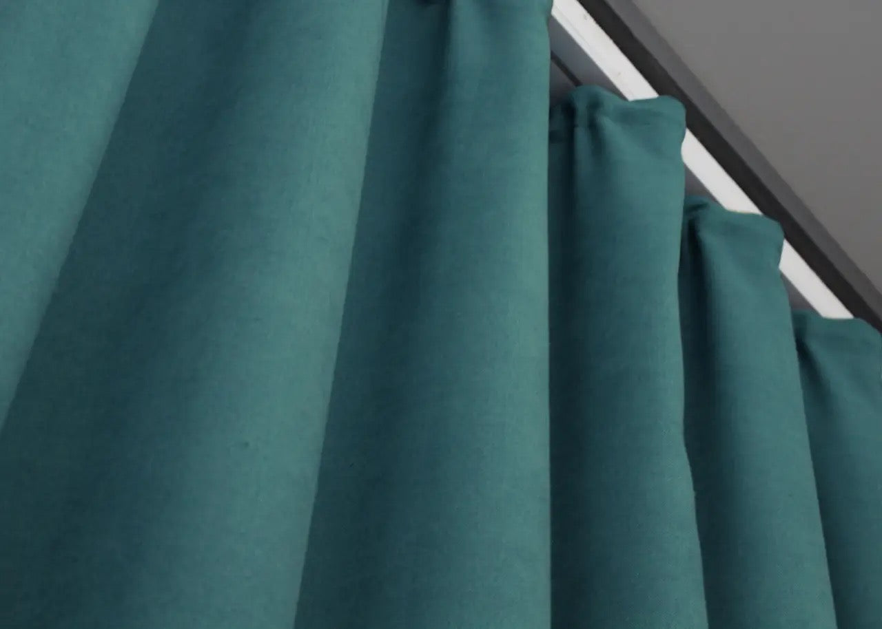 Luxurious Turquoise Microvelvet Curtains – Set of 2 – 70% Light Blocking