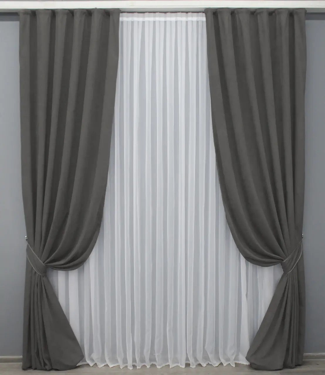 Elegant Gray Microvelvet Curtains – Set of 2 – 70% Light Blocking