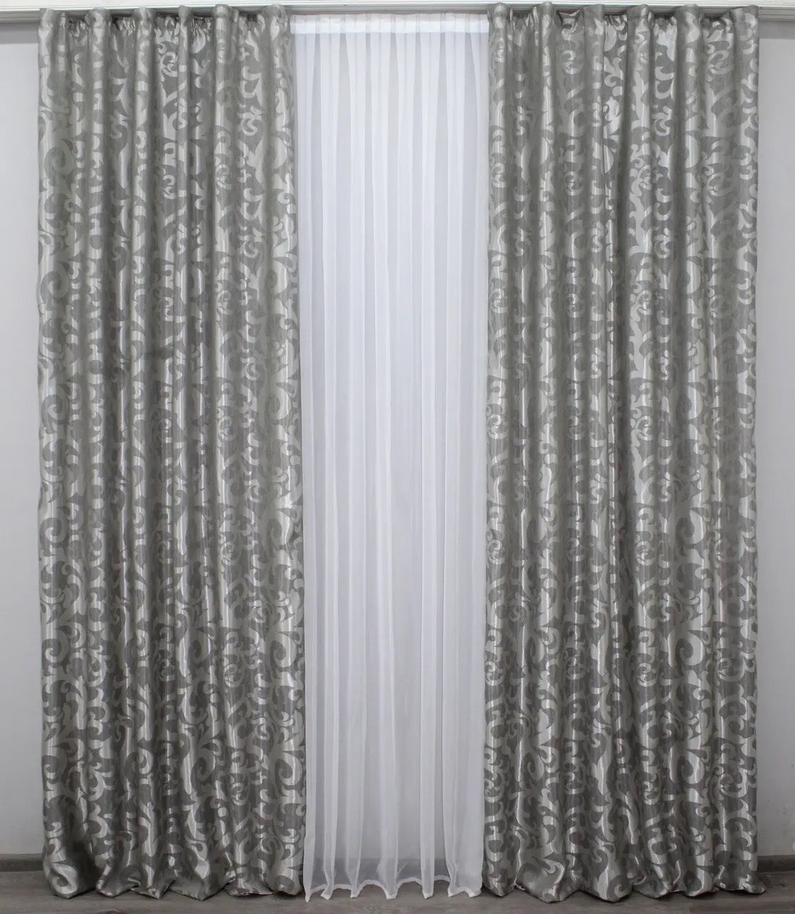 Elegant Gray Jacquard Curtains with Pattern – Set of 2 – 65% Light Blocking