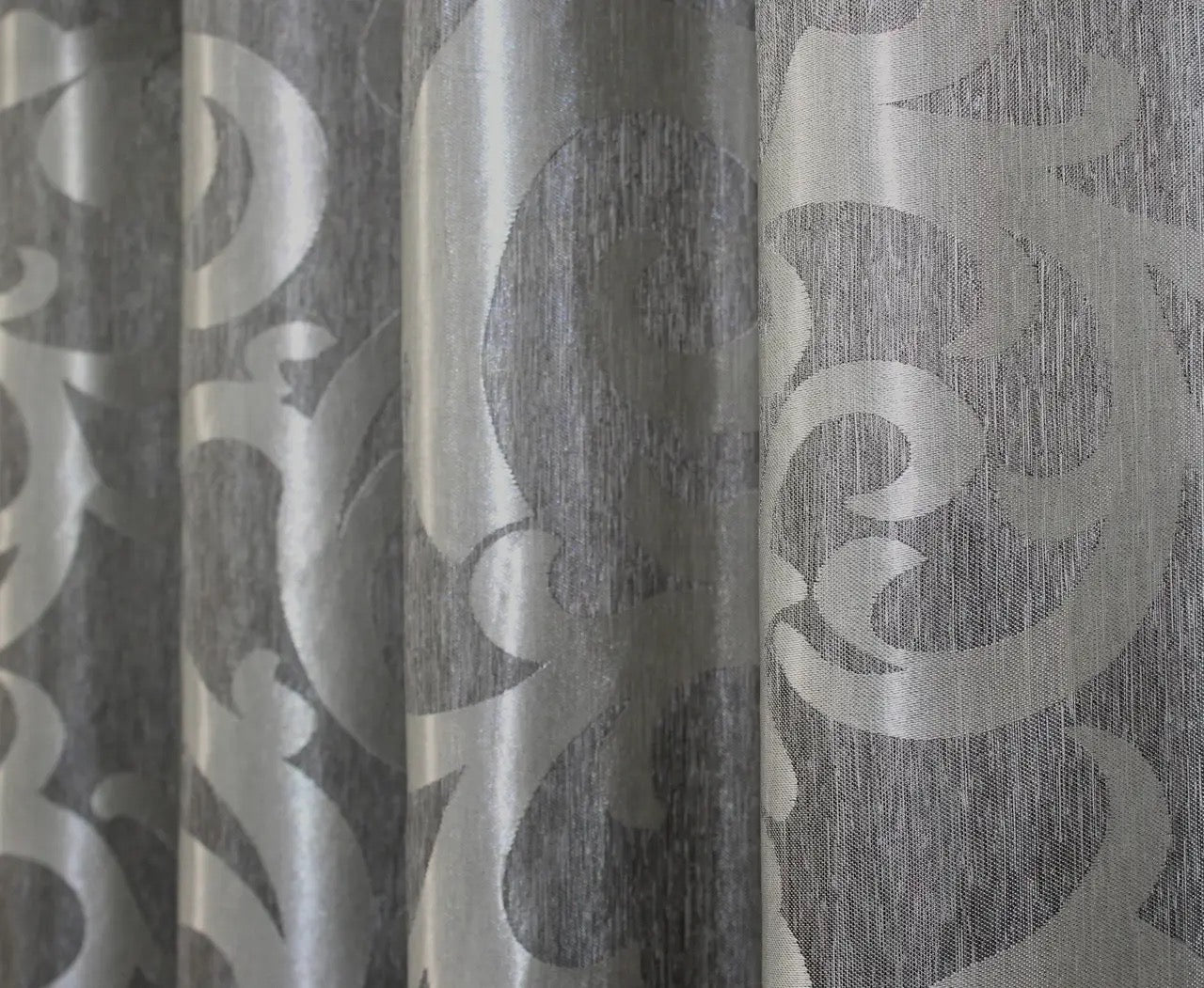 Elegant Gray Jacquard Curtains with Pattern – Set of 2 – 65% Light Blocking