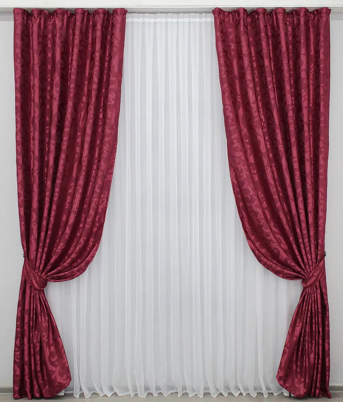 Elegant Burgundy Jacquard Curtains with Pattern – Set of 2 – 65% Light Blocking