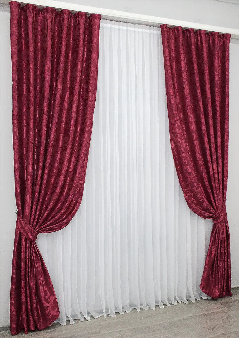 Elegant Burgundy Jacquard Curtains with Pattern – Set of 2 – 65% Light Blocking