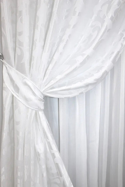 Elegant White Jacquard Curtains with Pattern – Set of 2 – 65% Light Blocking