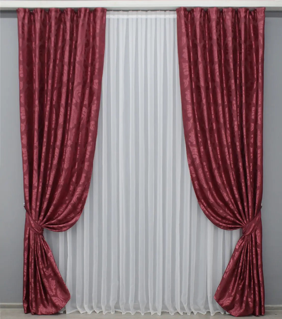 Elegant Burgundy Jacquard Curtains – Lyon Collection – Set of 2 – 65% Light Blocking