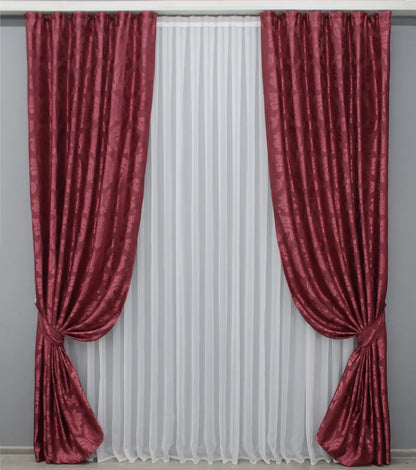 Elegant Burgundy Jacquard Curtains – Lyon Collection – Set of 2 – 65% Light Blocking