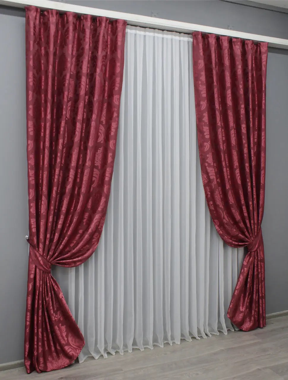 Elegant Burgundy Jacquard Curtains – Lyon Collection – Set of 2 – 65% Light Blocking