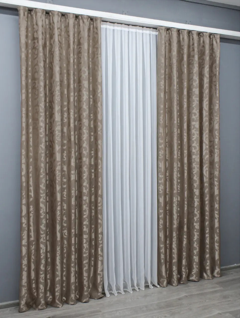 Elegant Cocoa Jacquard Curtains – Venzel Collection – Set of 2 – 65% Light Blocking