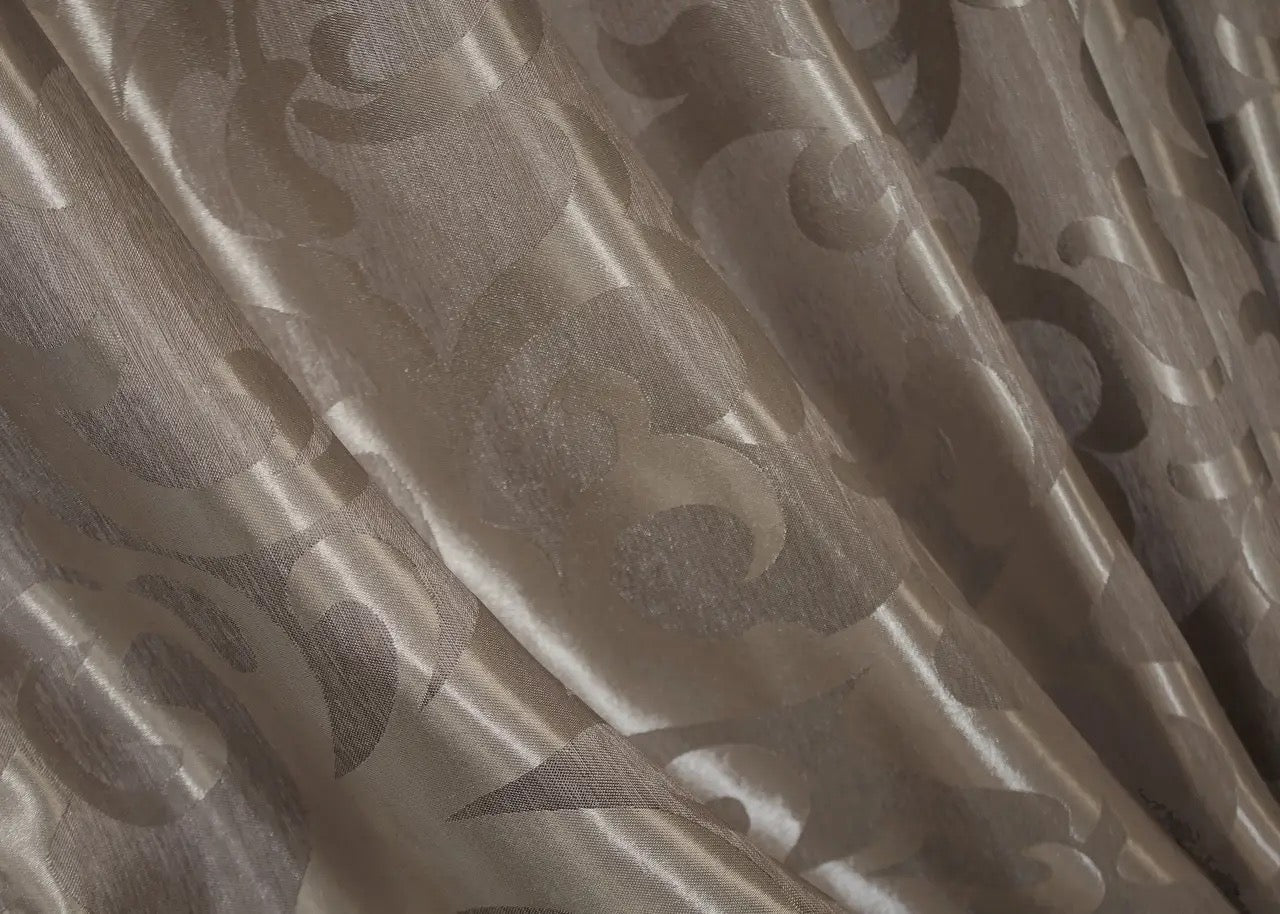 Elegant Cocoa Jacquard Curtains – Venzel Collection – Set of 2 – 65% Light Blocking