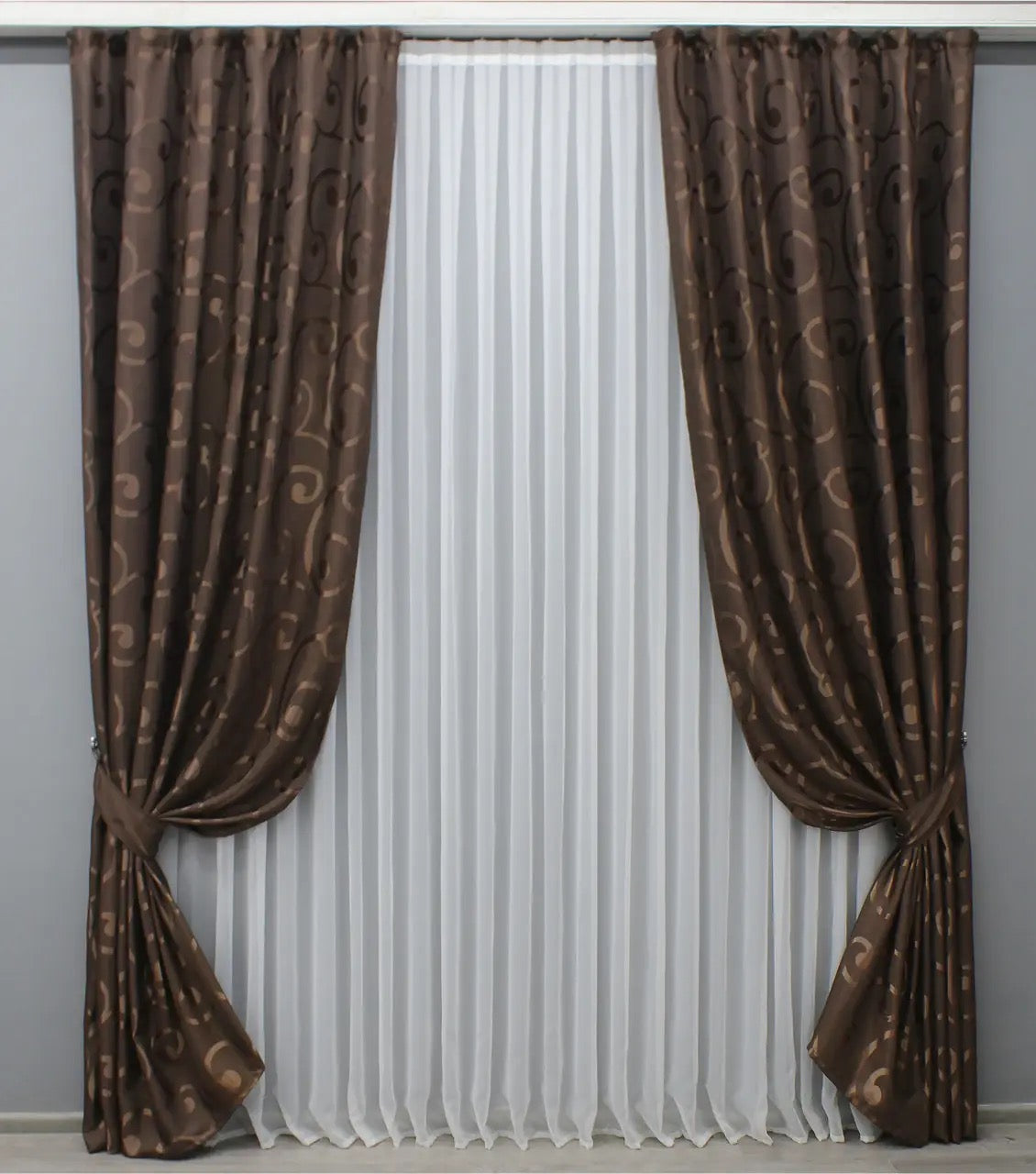 Elegant Wenge Jacquard Curtains – Set of 2 – 65% Light Blocking