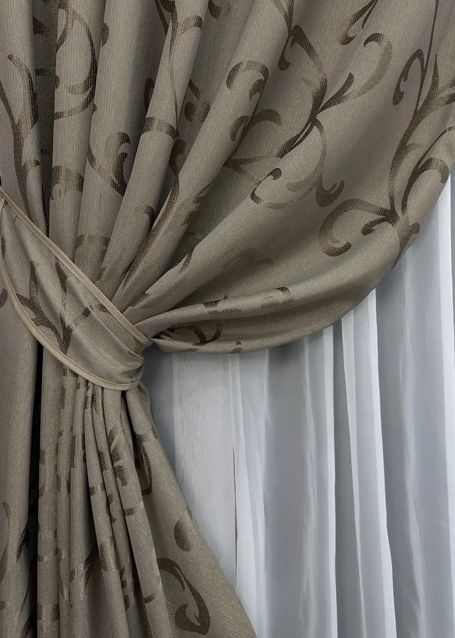 Elegant Cocoa Jacquard Curtains with Lurex – Allure Collection – Set of 2 – 65% Light Blocking