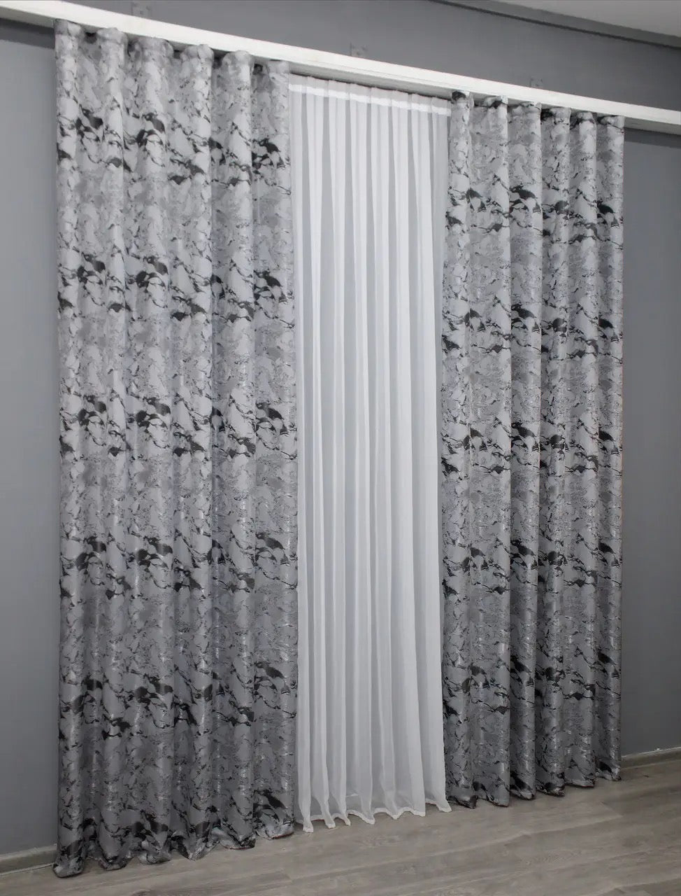 Elegant Light Gray & Black Jacquard Curtains – Marble Collection – Set of 2 – 70% Light Blocking