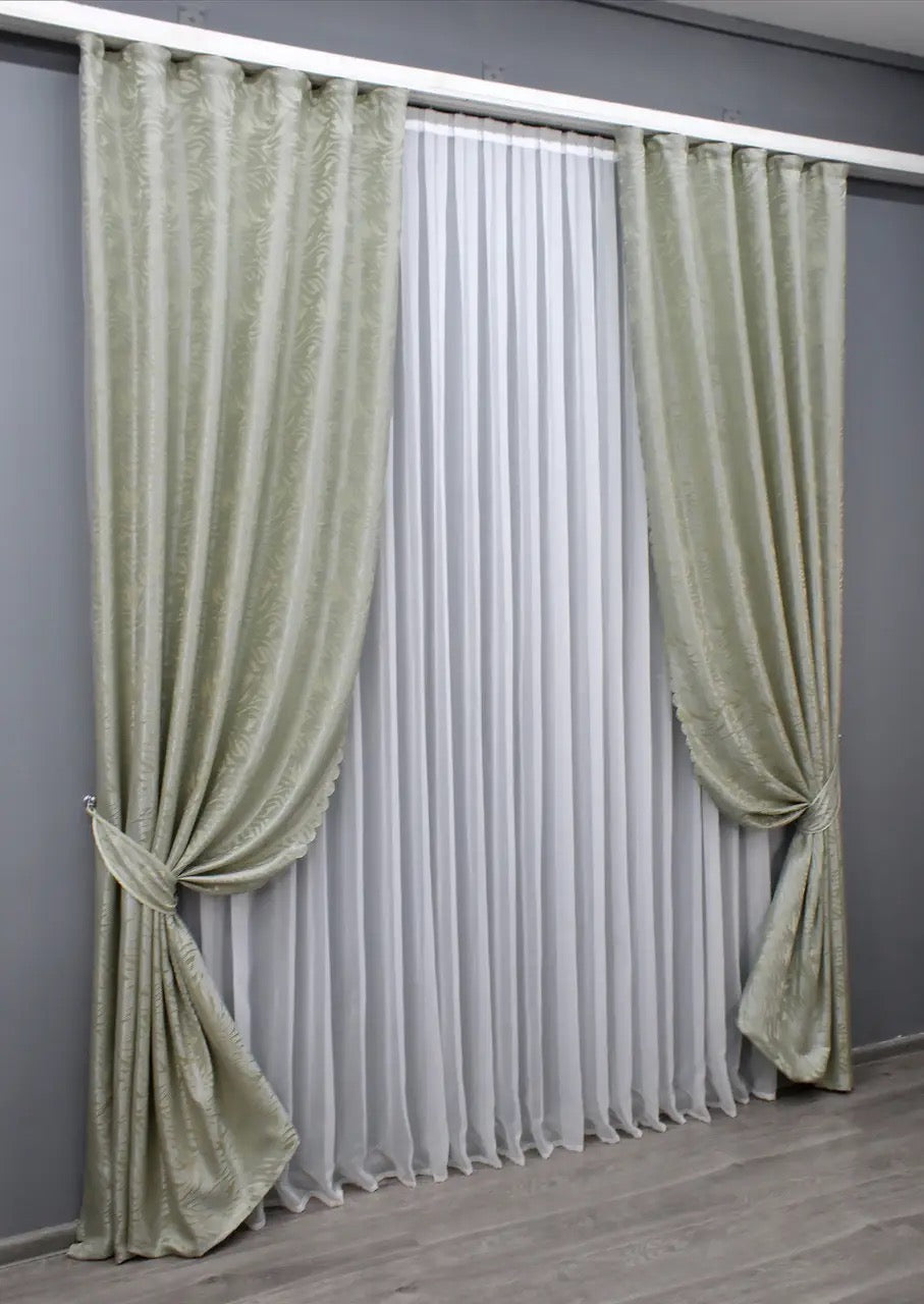 Elegant Cream Jacquard Curtains – Magic Collection – Set of 2 – 65% Light Blocking