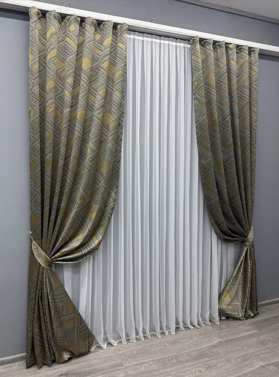 Elegant Cappuccino with Gold Jacquard Curtains – Mystery Collection – Set of 2 – 65% Light Blocking