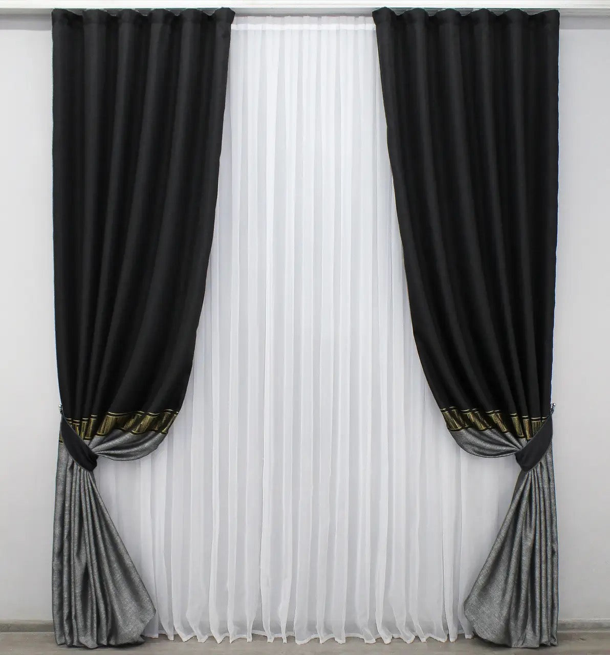 Sophisticated Linen Curtains – Black-Grey with Gold – Set of 2 Panels