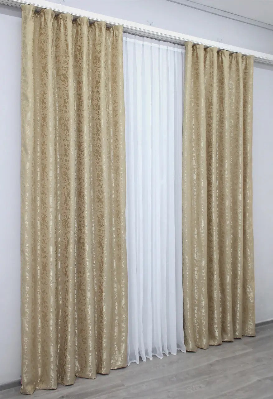 Ultra-soft beige linen curtains with a delicate marble effect, complementing neutral and earthy tones.
