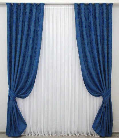 Luxury Ocean Blue jacquard curtains featuring a rich tone, bringing elegance and serenity to living rooms and bedrooms.
