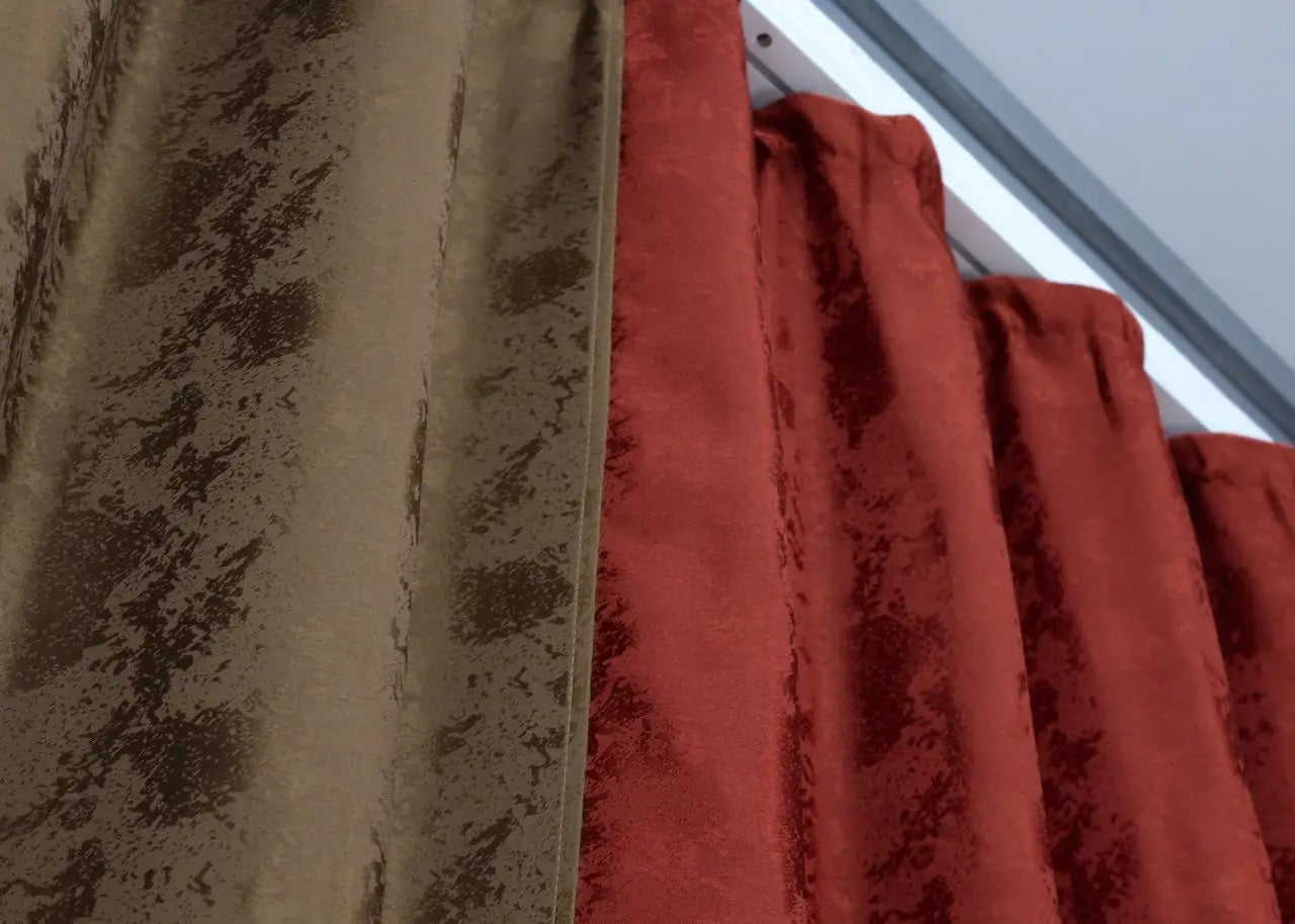 Timeless cherry and maroon jacquard curtains from the "Royal Elegance" collection, perfect for modern and classic spaces, adding a touch of luxury to any home.
