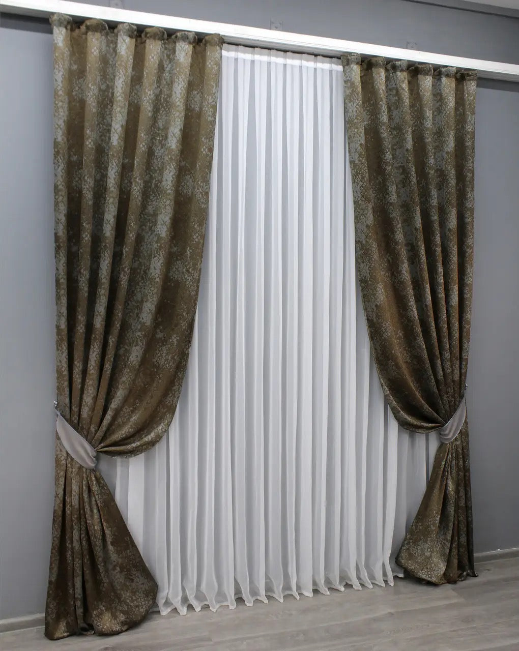 Premium linen curtains in warm brown and soft grey tones, ideal for stylish and rustic interiors.
