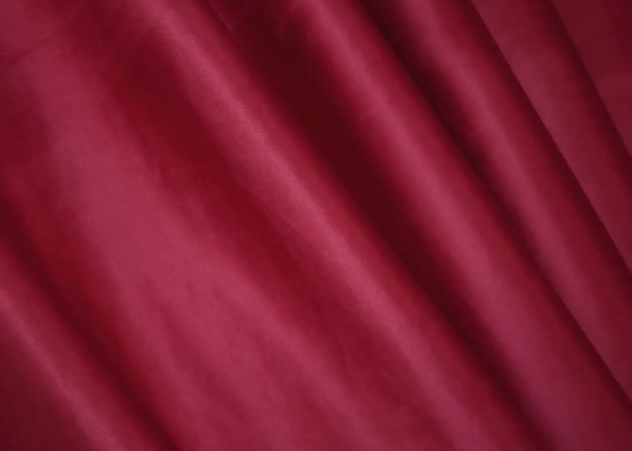 Premium Red Velvet Curtains – 90% Light Blocking – Set of 2 for Bedroom & Living Room
These luxurious red velvet curtains add vibrancy to any room, while providing both privacy and functionality. The rich colour and smooth fabric make these curtains a stylish and practical choice for bedrooms, living rooms, and more.