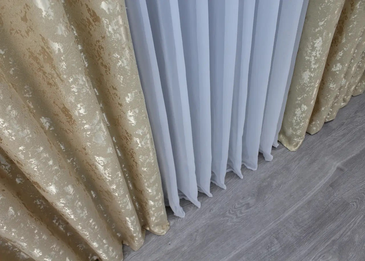 Stylish and functional beige linen curtains designed for privacy and soft natural light diffusion.
