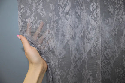 Versatile grey curtain from the Marble Collection – airy and stylish